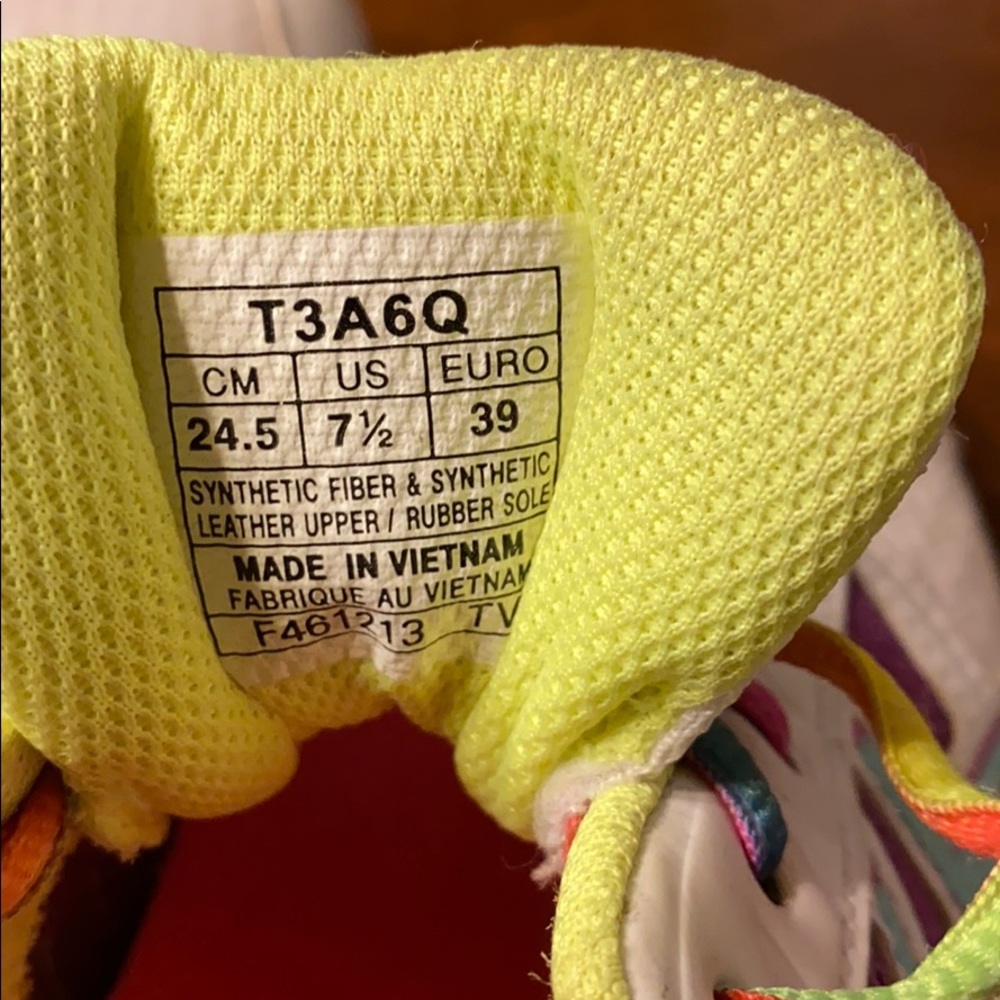 ASICS shoes - Picture 5 of 5